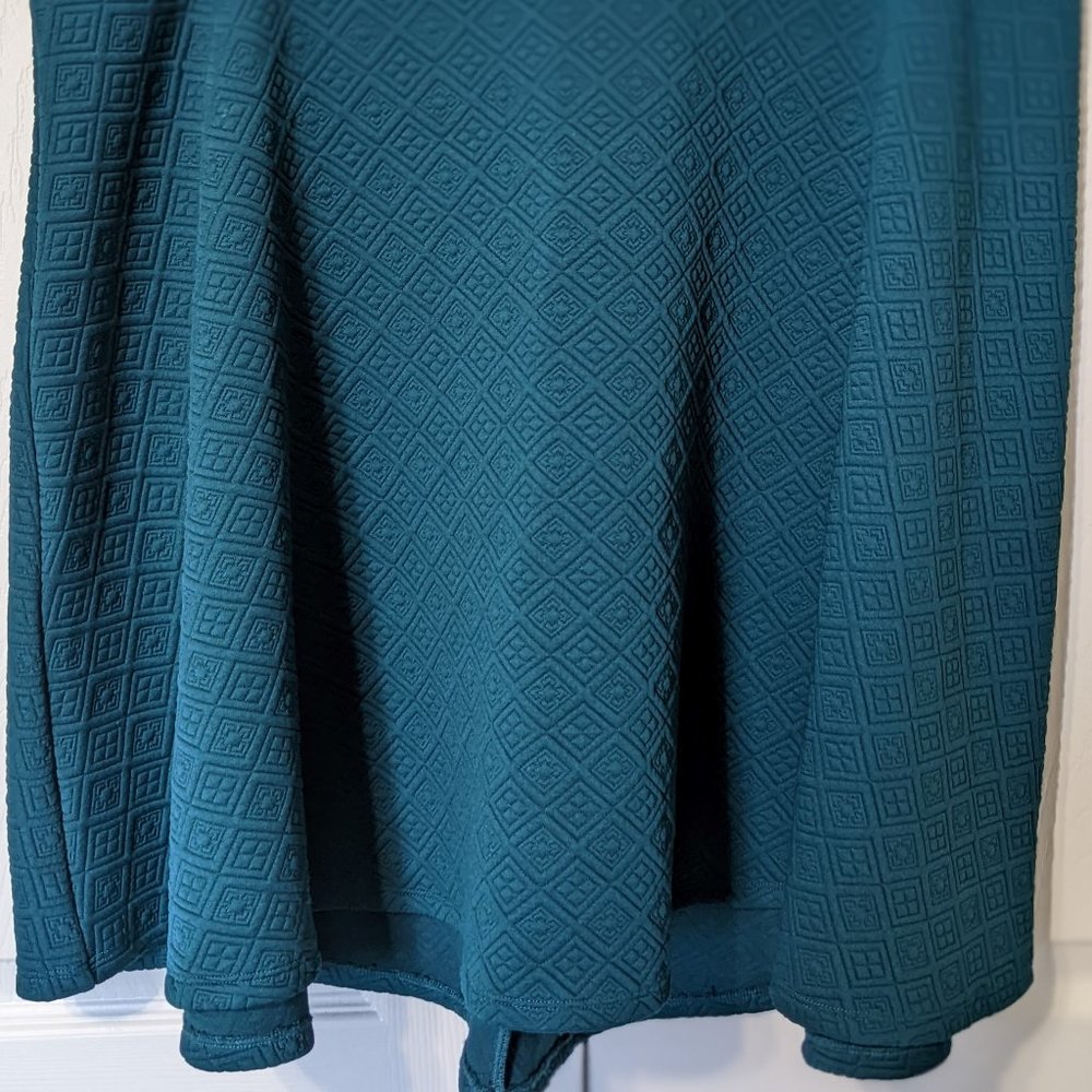 TORRID Teal Textured Skater Skirt Size 16
